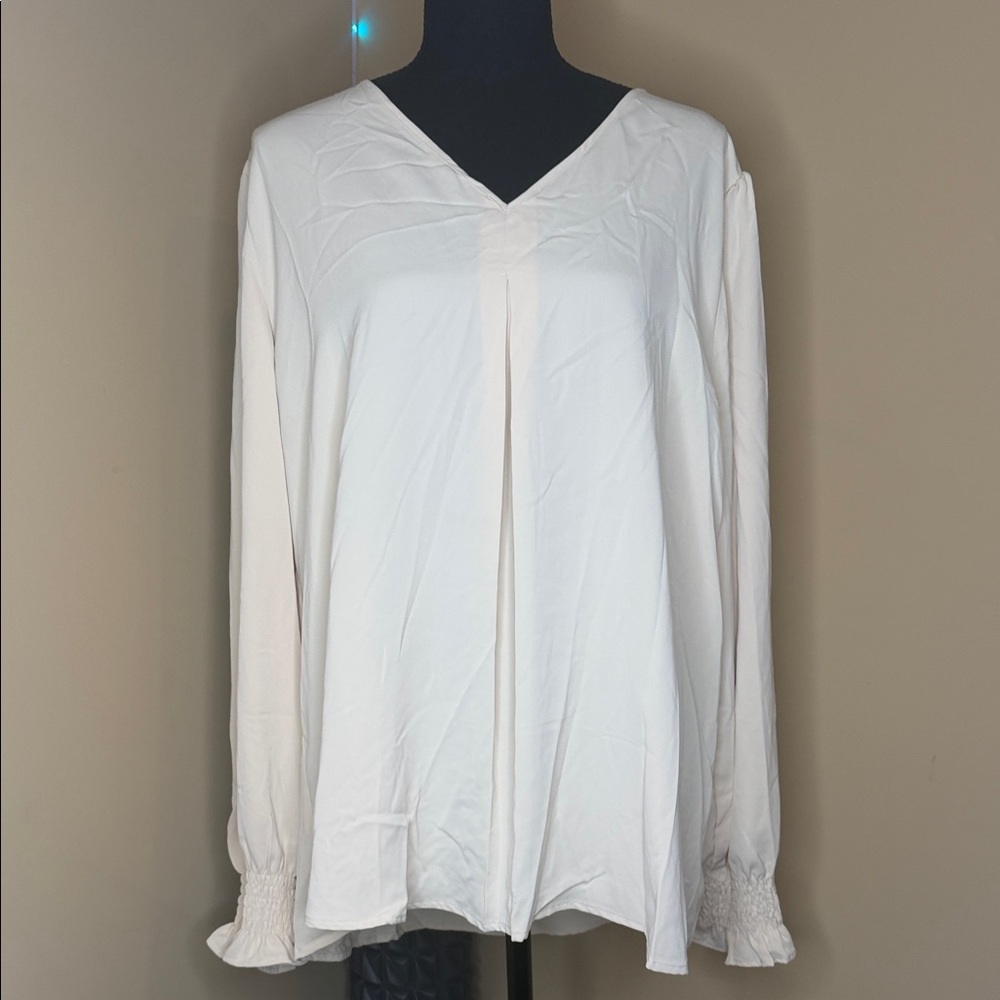 Chic Cream V-Neck Blouse